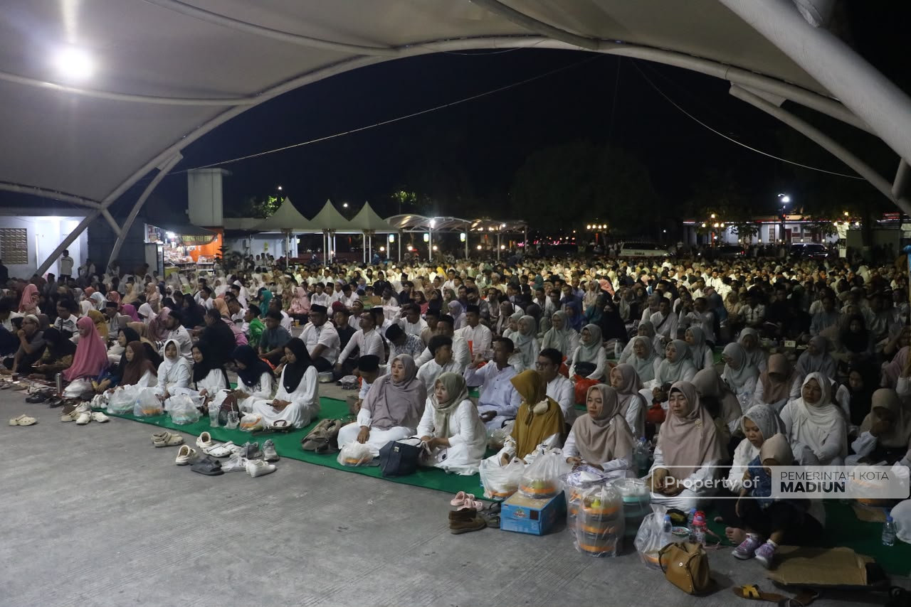 Lewat Madiun Bersholawat dan Kenduri Akbar, Plt Wali Kota Harap Semua Masyarakat Turut Mendoakan Kota Pendekar