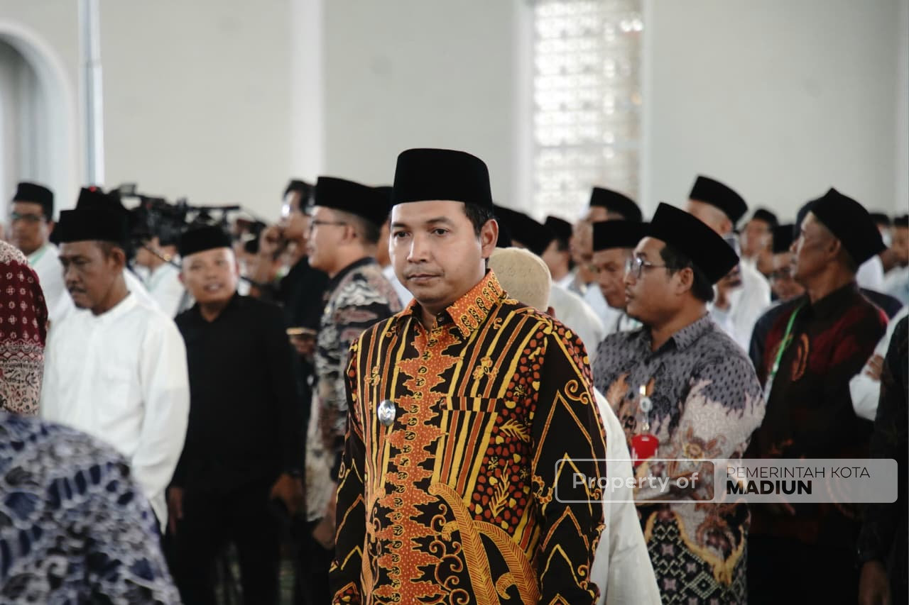 Pemkot Madiun Hadiri Penyerahan Sertipikat Tanah Wakaf dan Tempat Ibadah Se-Jawa Timur