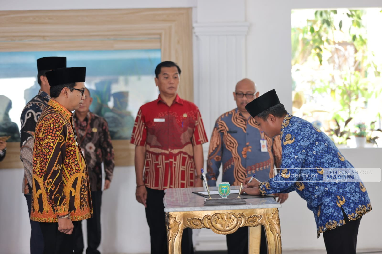 Pemkot Madiun Lantik 69 PNS, Plt Wali Kota Tekankan Pengabdian dan Kinerja Pelayanan