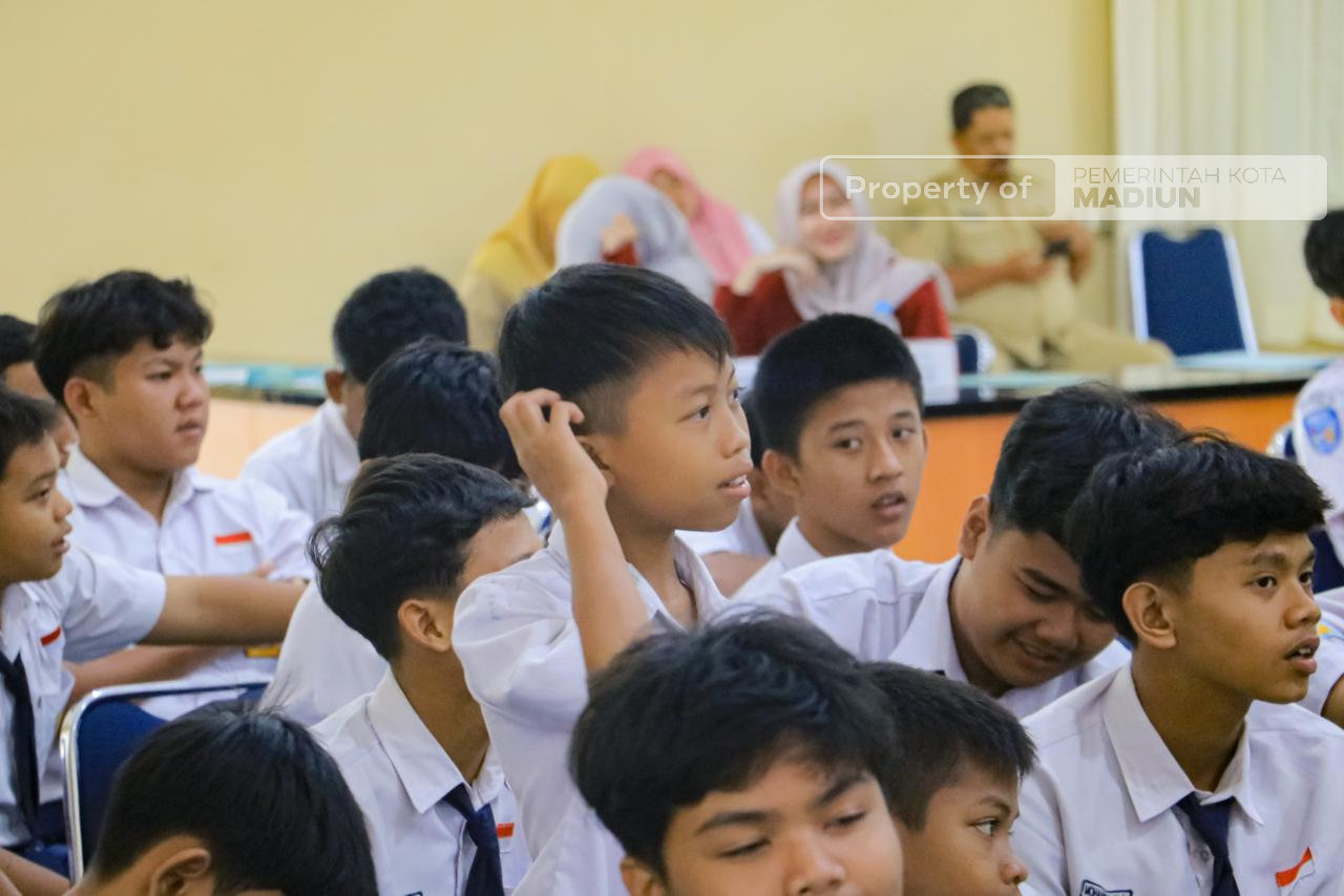 Lewat Sosialisasi Pendidikan Politik, Pemkot Madiun Ajak Pemuda Jauhi Tindakan Anarki