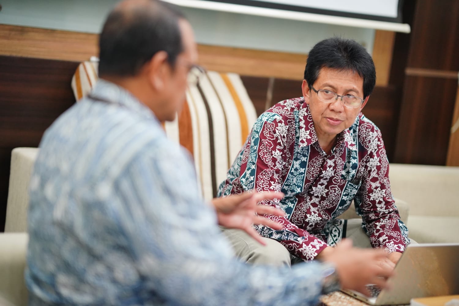 Lengkapi Data Proposal Tugas Akhir Program Doktor Wali Kota, Tim UT Kembali Datang Gelar Assessment Kedua