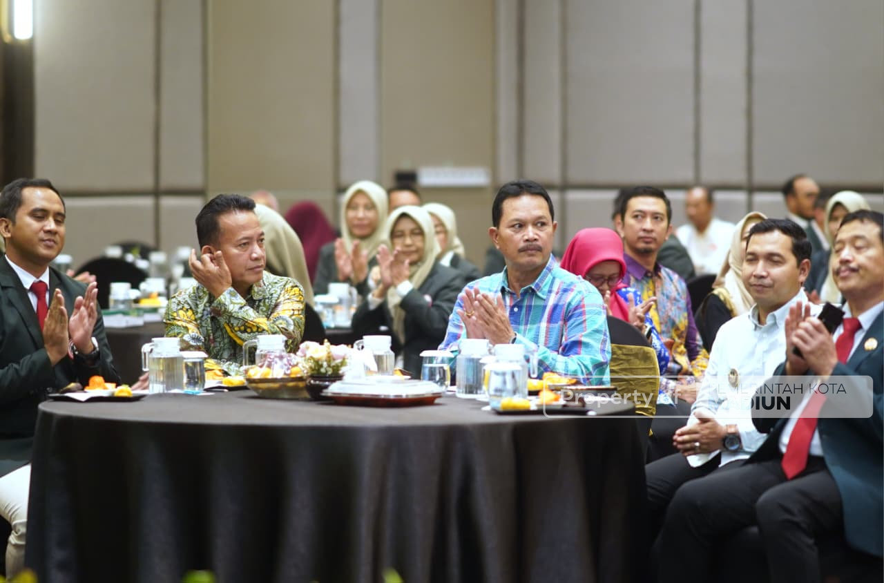 Hadiri Pelantikan Pengurus IDI Cabang Madiun, Dr. Maidi Tekankan Kolaborasi Wujudkan Kota Madiun Maju Mendunia