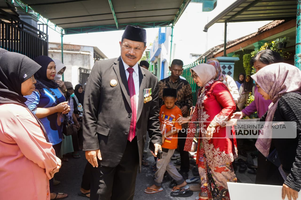 Santunan Pro JKK-JKM Diserahkan Wali Kota, Ahli Waris Mariati Terima Rp 42 Juta