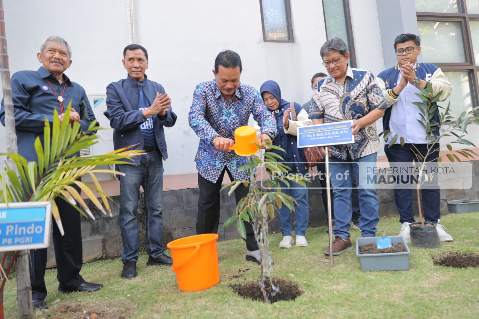 Kembali ke Almamater, Wali Kota Madiun Beri Motivasi di Temu Alumni Unipa Surabaya