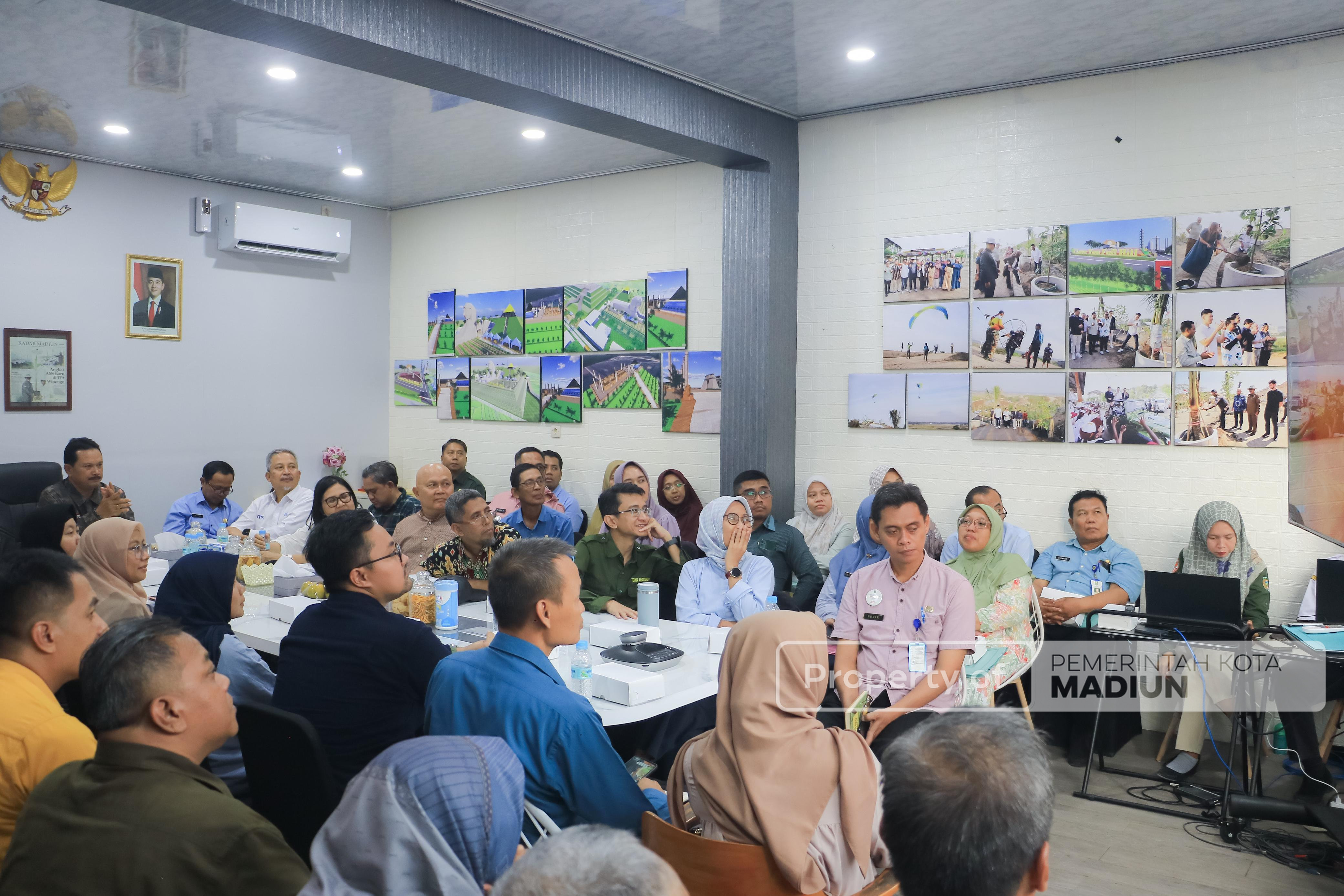 Terima Audiensi BBWSB Solo dan Tim ITS,  Wali Kota Madiun Bahas Pengembangan Kota dan Peningkatan SDM