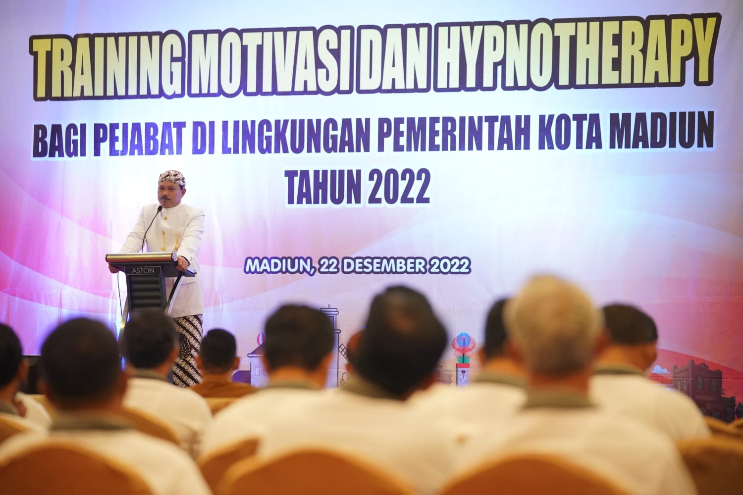 Tingkatkan Semangat Kerja OPD, Wali Kota Gelar Training Motivasi Dan Hipnoterapi