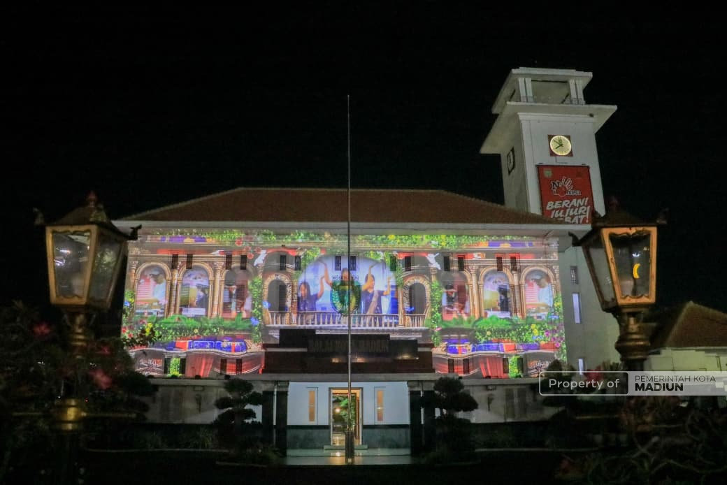 Video Mapping Kembali Hiasi Balai Kota Madiun, Percantik Kawasan Pusat Kota