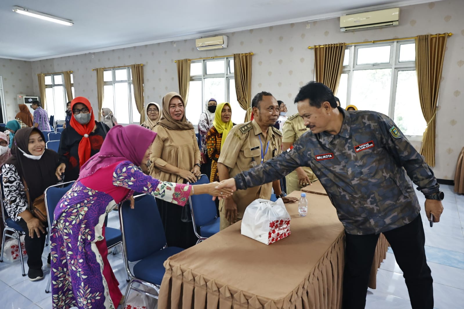 Tatap Muka dengan Masyarakat Kartoharjo, Wali Kota-DPRD Serap Aspirasi Melalui Program Ngopi