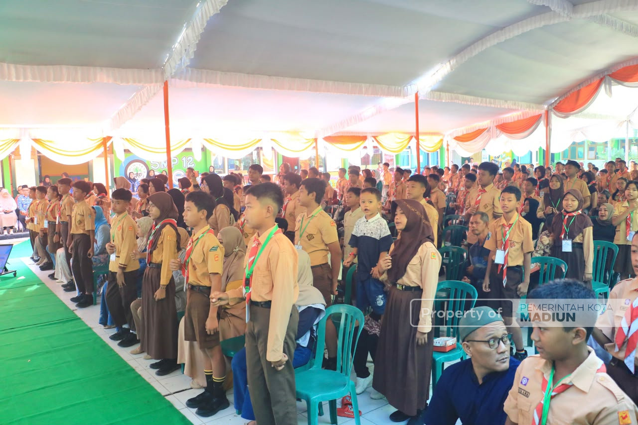 Cetak Generasi Cerdas dan Berkarakter, Plt Wali Kota Madiun Perkuat Pendidikan Karakter Sejak MPLS