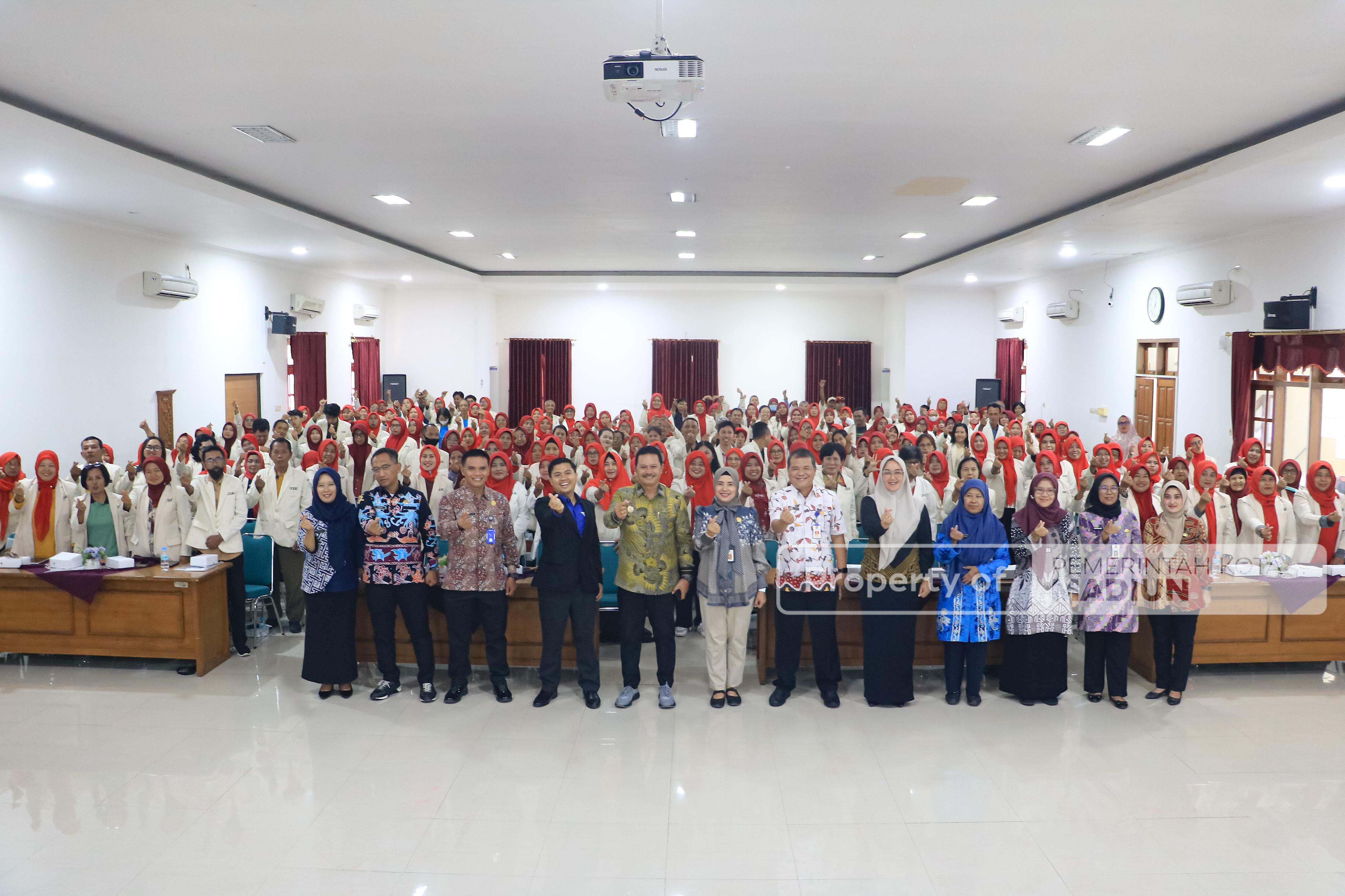 Beri Pembinaan PSM, Wali Kota Tekankan Peningkatan Layanan Sosial