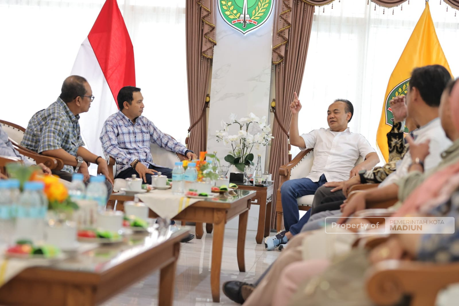 Terima Kunjungan Sesmenko Perekonomian, Plt Wali Kota Bahas Strategi Penguatan Ekonomi