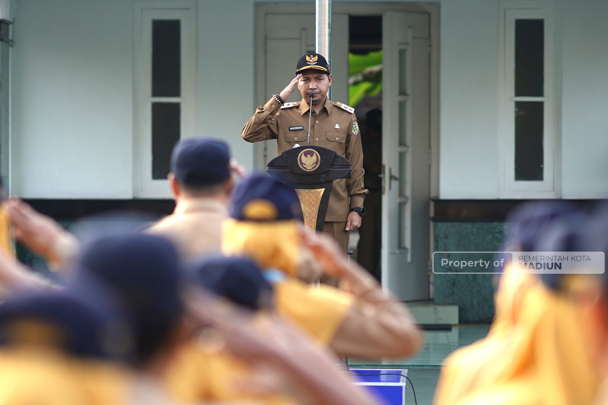 Gelar Apel Pejabat, Plt Wali Kota Beri Arahan Persiapan HUT ke-108 dan Disiplin Pegawai