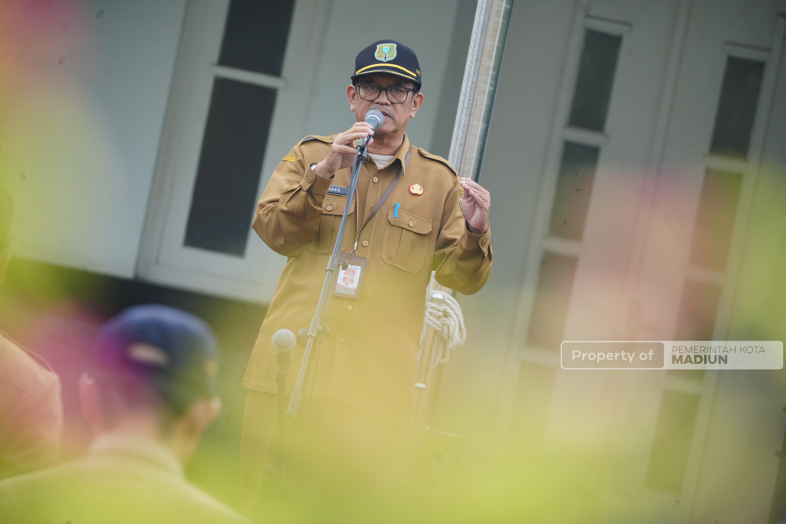 Pimpin Apel dan Serahkan SK CPNS, Sekda Madiun: ASN Harus BerAKHLAK
