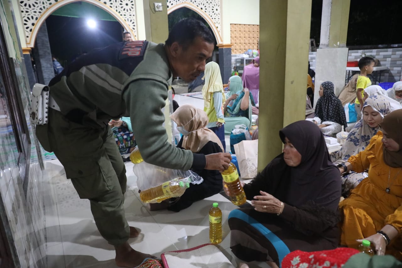 Tarawih di Masjid Al-Fitri, Wali Kota Ajak Jamaah Perbanyak Ibadah di Bulan Suci