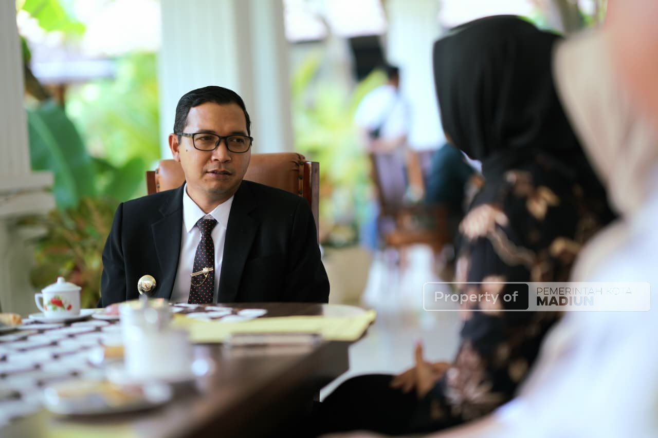Terima Delegasi Muda Almira Vivia, Plt Wali Kota Titip Nama Madiun ke Kancah Dunia