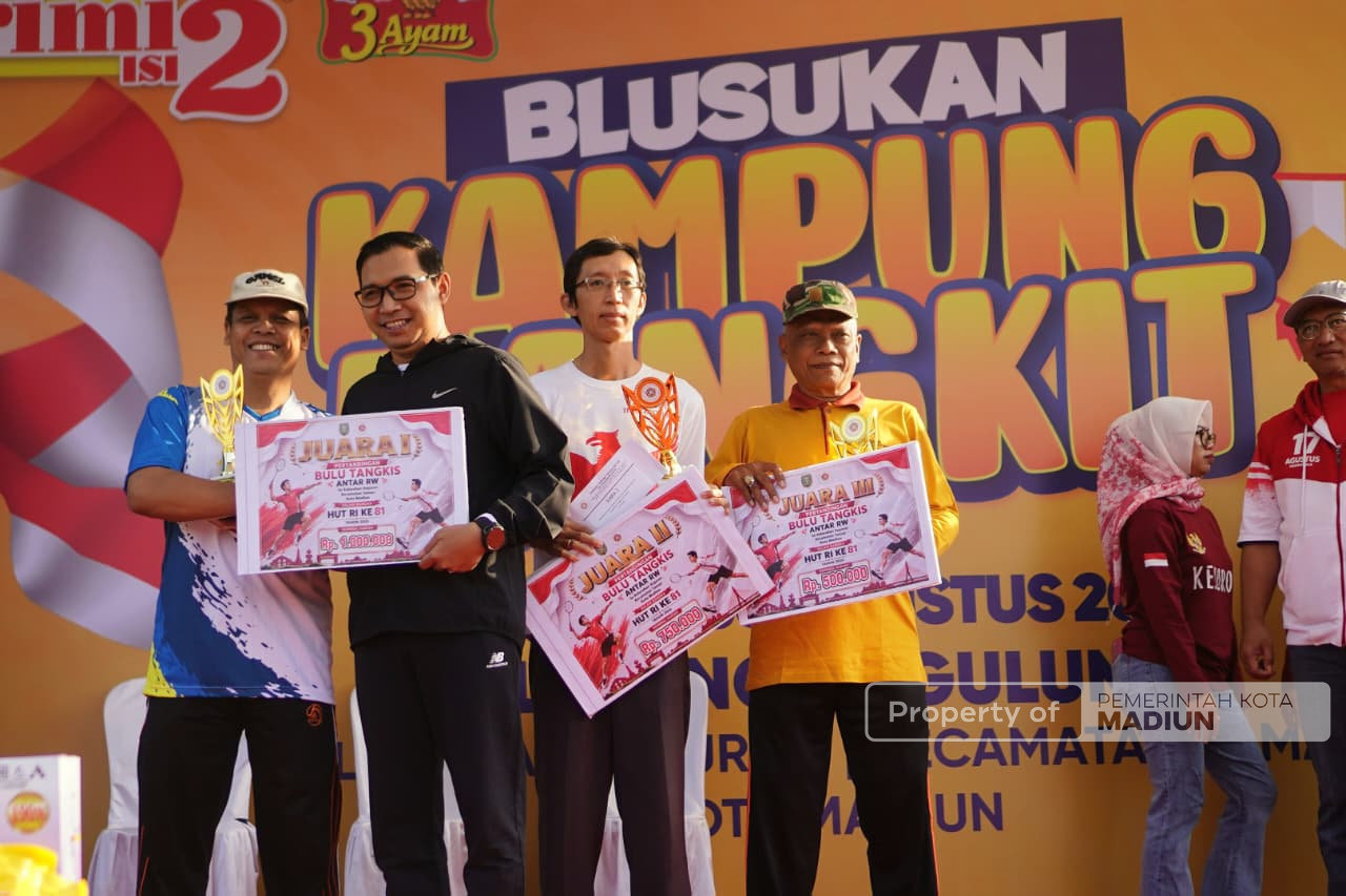 Plt Wali Kota Madiun Hadiri Blusukan Kampung Bangkit, Warga Gulun Antusias Ikuti Jalan Santai
