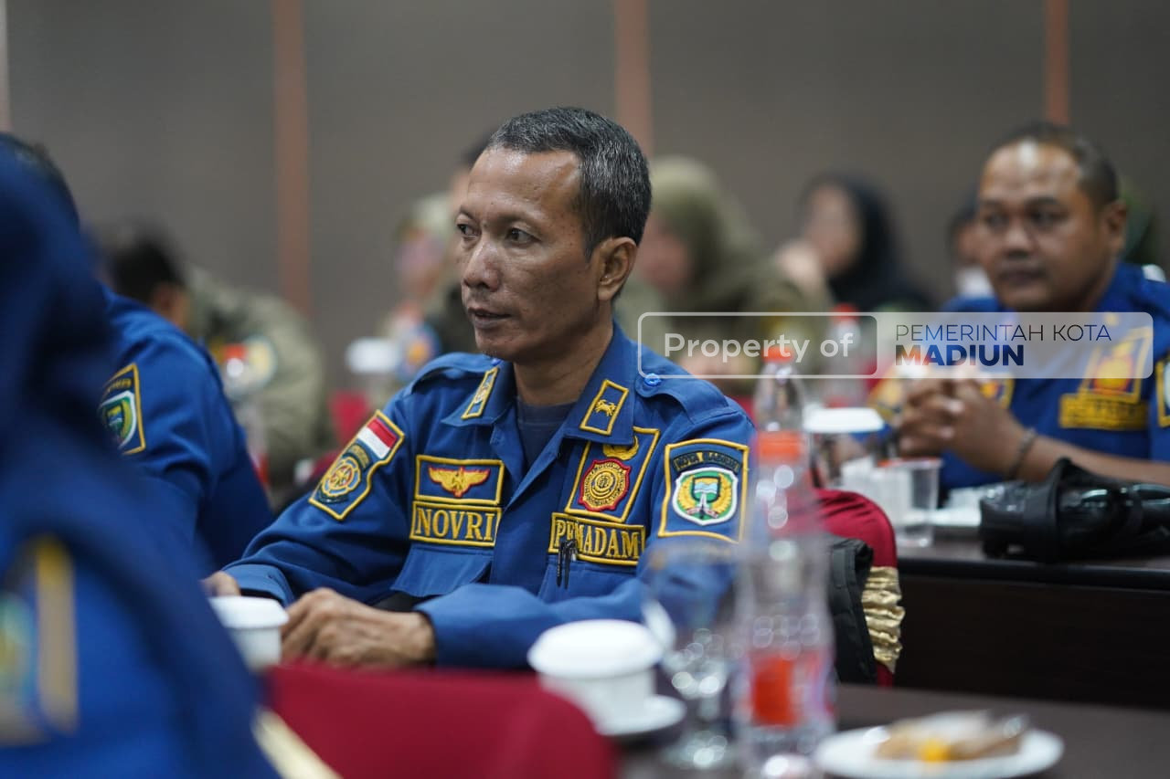 Buka Bimtek Satpol PP dan Damkar, Wakil Wali Kota Madiun Tekankan Pelayanan bagi Masyarakat