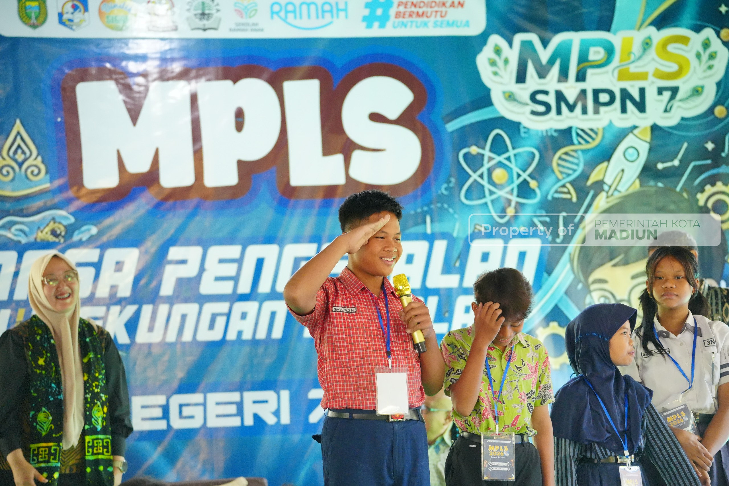 Isi Materi MPLS di SMP 7, Plt Wali Kota Tanamkan Nilai Antikorupsi dan Semangat menggapai Mimpi