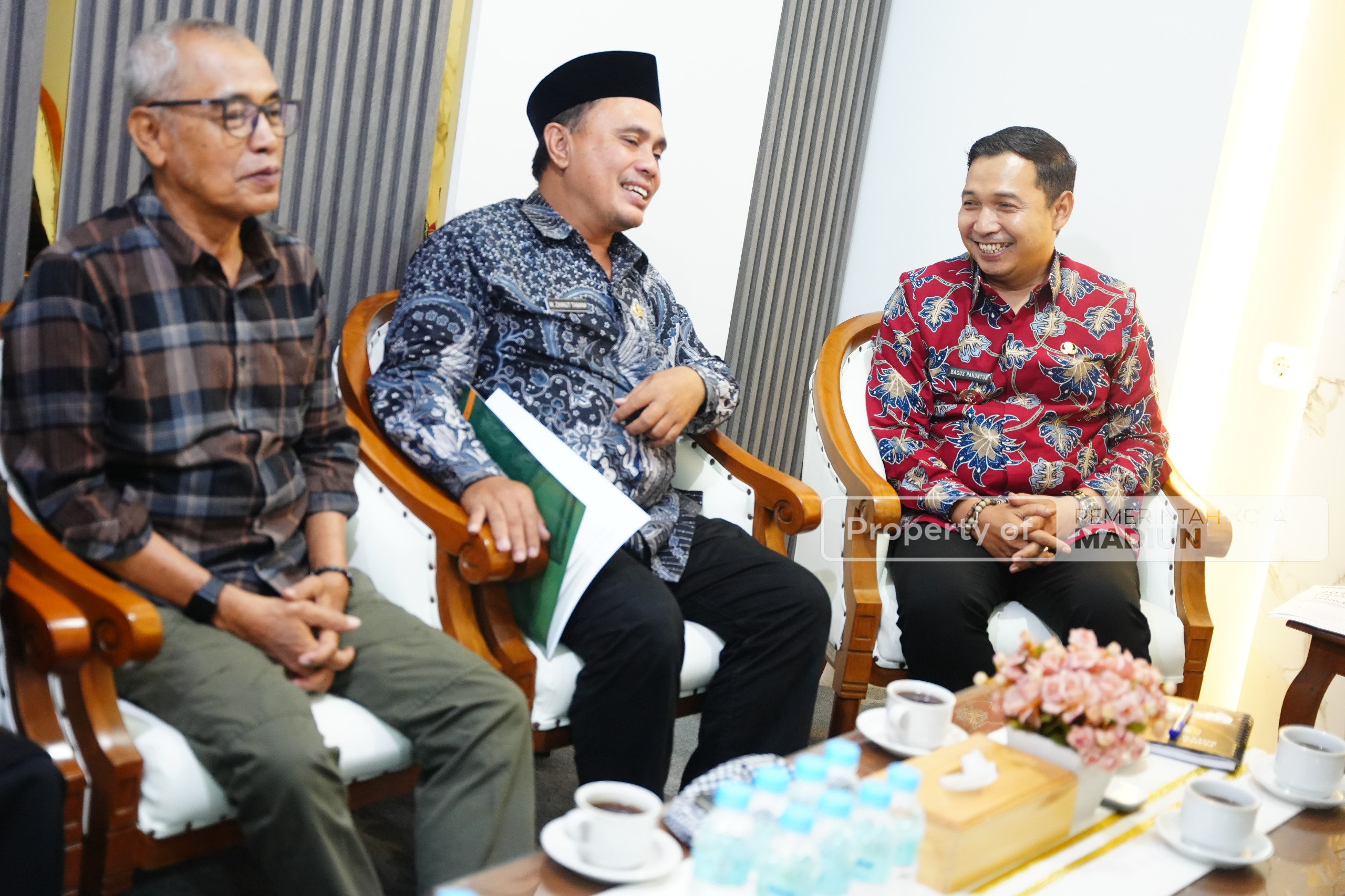 Wawali Madiun Terima Dua Aspirasi Sekaligus, Dorong Ekonomi Kreatif dan Layanan Haji Modern