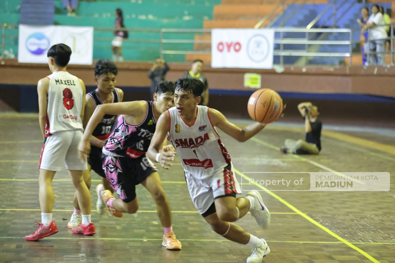 Tutup Junior Basket Vaganza di GOR Wilis, Wali Kota Harap Pembinaan Atlet Muda Berkelanjutan