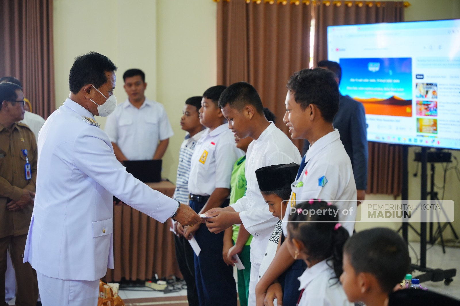 KMP Oro-Oro Ombo Diresmikan, Wali Kota Dr. Maidi: KMP Harus Bawa Kesejahteraan