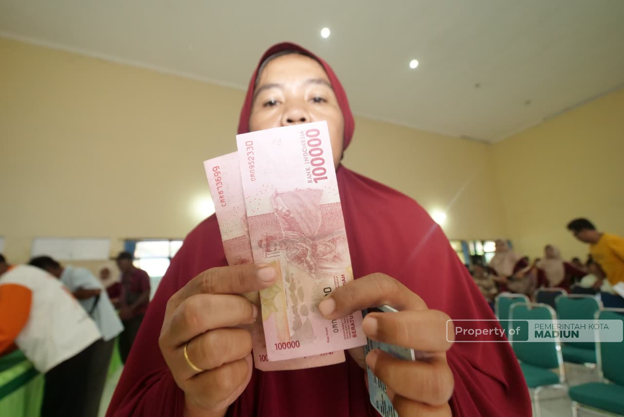 Dongkrak Ekonomi Warga, Pemkot Madiun Salurkan BLTD 2026 Triwulan I Tahap Pertama
