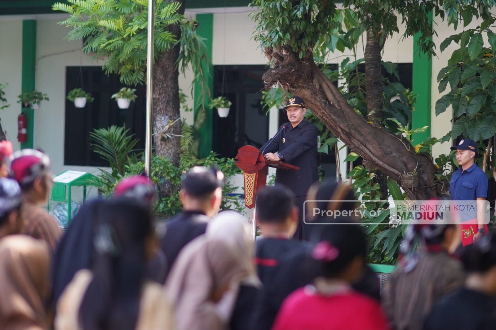 Pimpin Apel Hari Guru Nasional, Wali Kota Harap Guru Terus Perkuat Fondasi Kota Cerdas