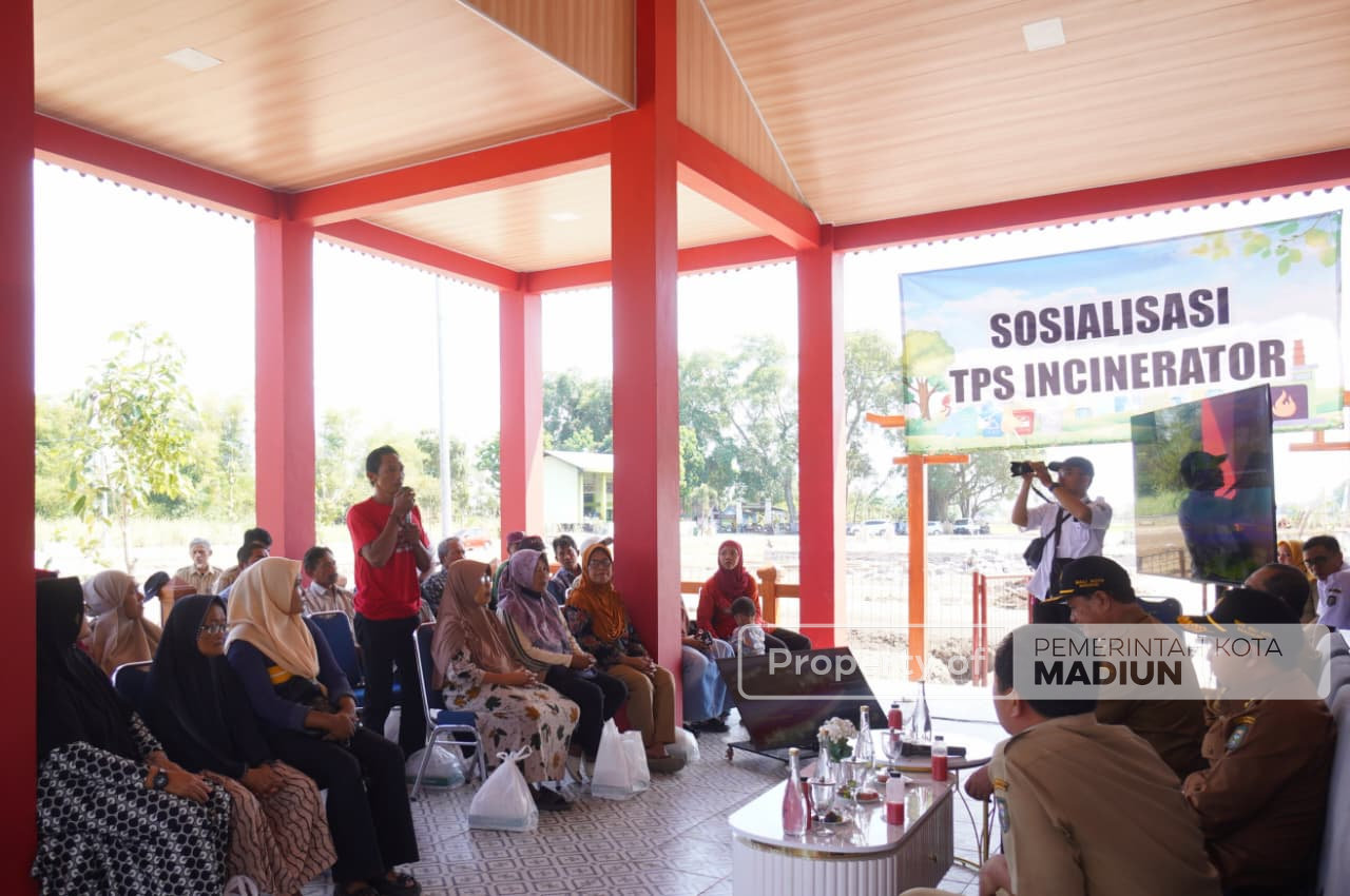 Atasi Sampah Kota, Incinerator Mulai Dikenalkan ke Warga