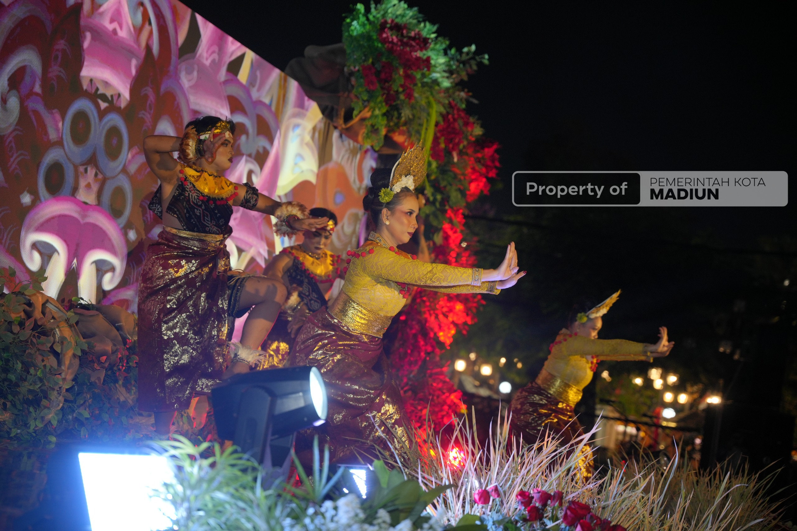 Malam Kenegaraan di Kota Madiun, Plt Wali Kota Ajak Perkuat Gotong Royong dan Peduli Sesama