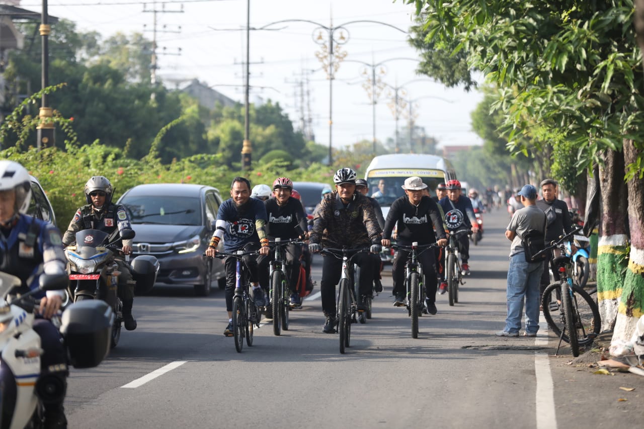 Gowes 3 Kelurahan, Wali Kota Ajak Perempuan Berdaya Agar Lebih Sejahtera