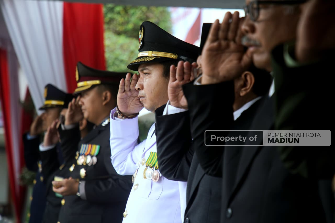 Pimpin Apel Hari Pahlawan, Wali Kota Harap Semangat Pejuang Terus Hidup di Kota Madiun
