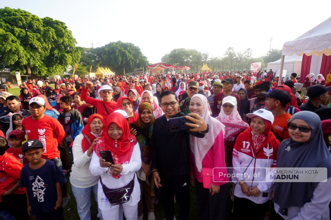 Plt Wali Kota Madiun Hadiri Blusukan Kampung Bangkit, Warga Gulun Antusias Ikuti Jalan Santai