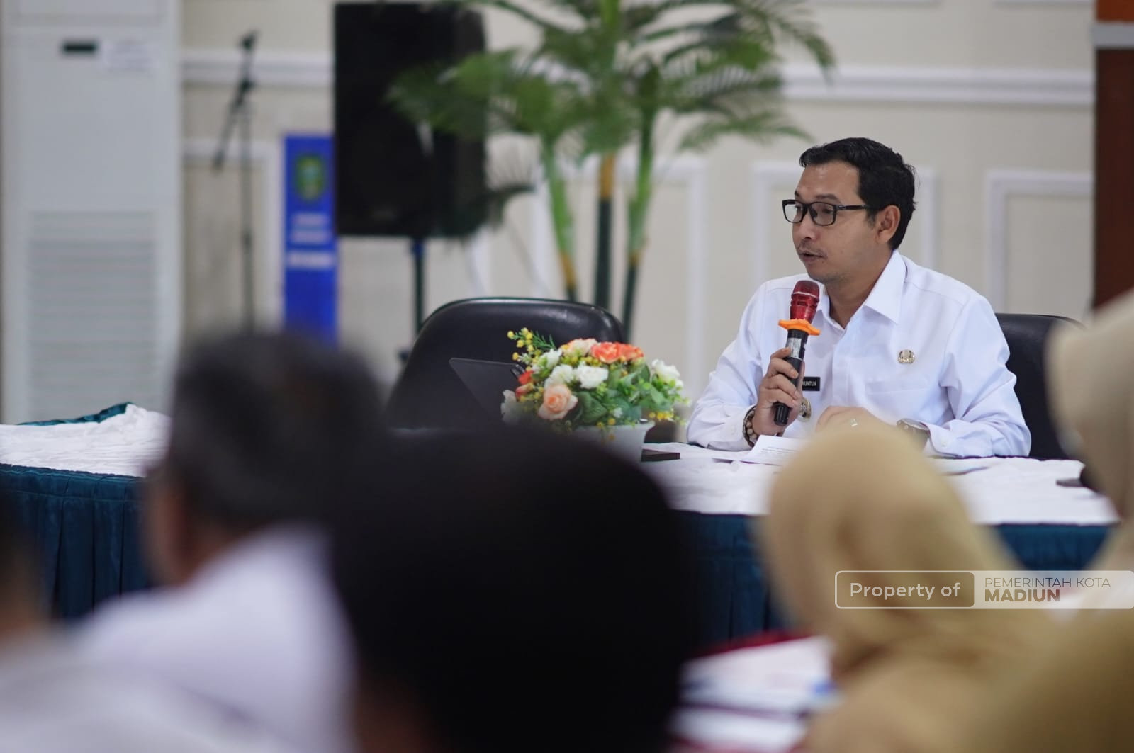 Perkuat Kinerja Kelurahan, Plt Wali Kota Madiun Buka Pembinaan Pegawai di Manguharjo
