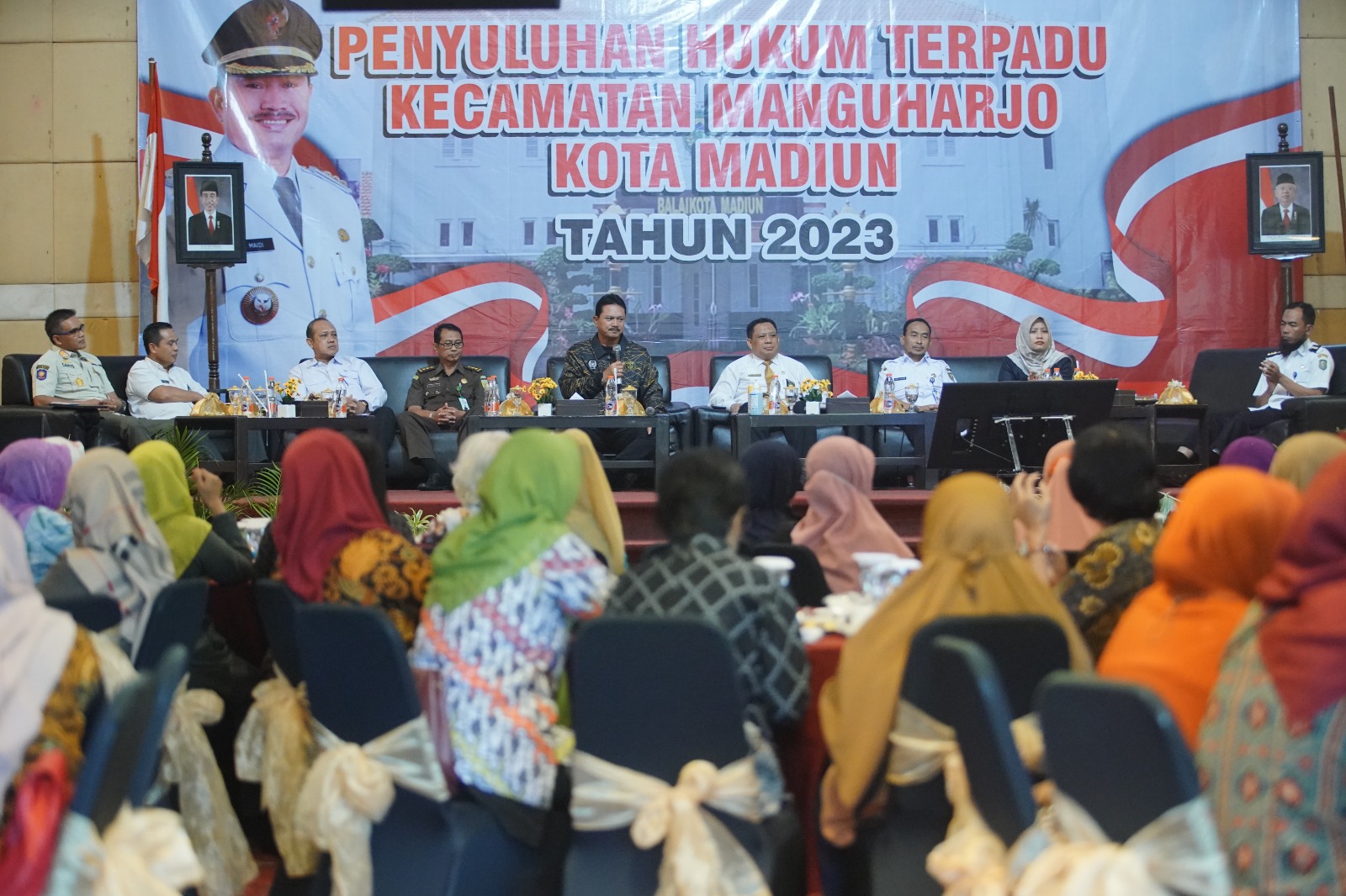 Hadiri Penyuluhan Hukum Terpadu Bagi Warga Manguharjo, Wali Kota Jelaskan Pentingnya Sadar Hukum